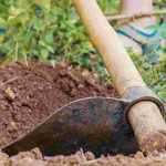 ¿Para qué sirve una azada?